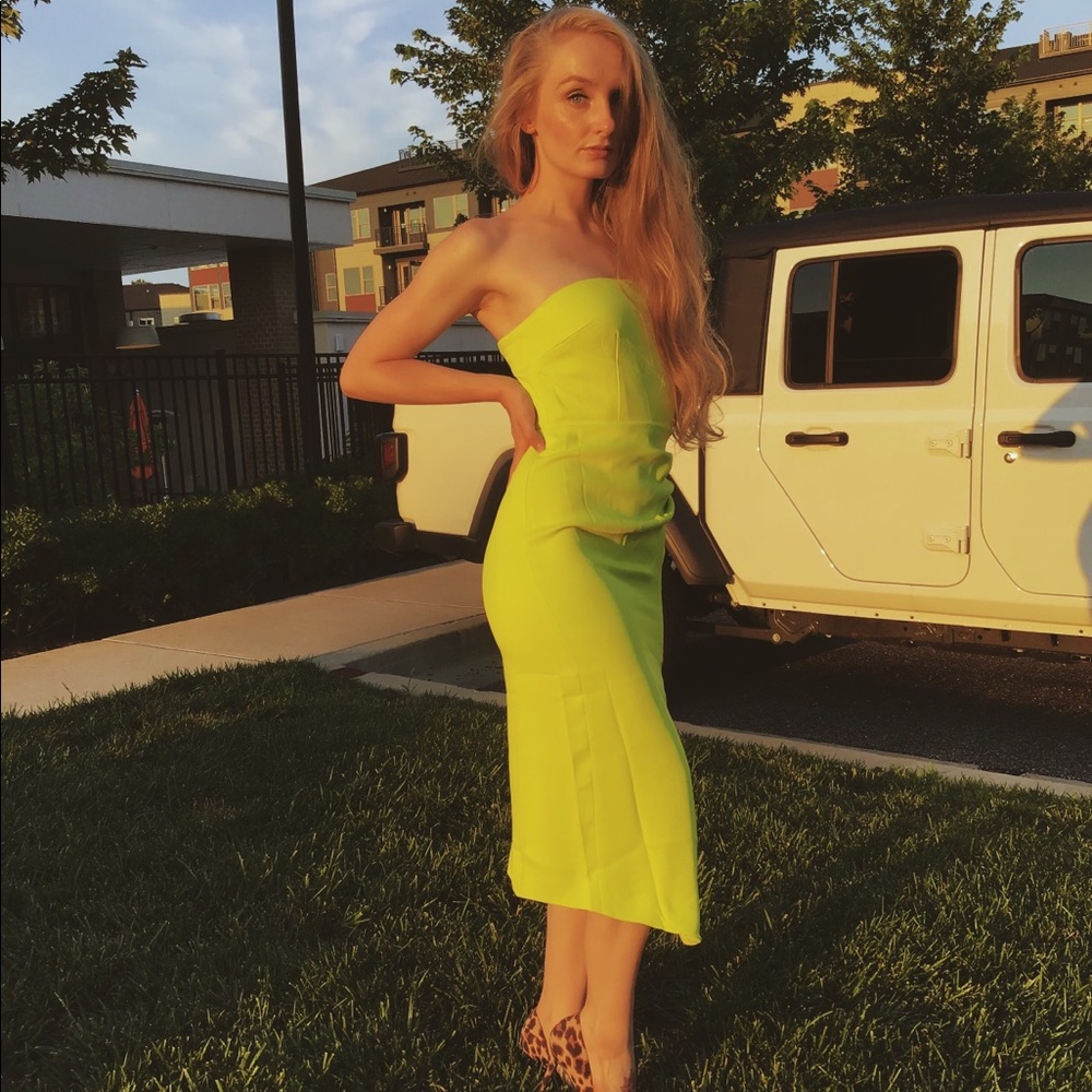 Meet your Posher, Rae✨ - Picture 2 of 16